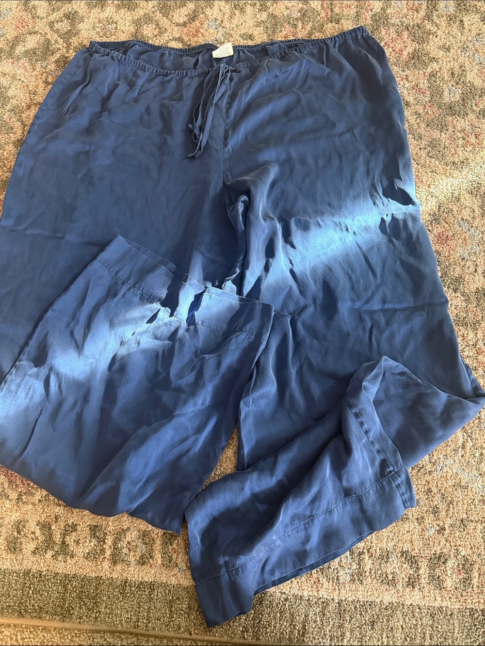 Soma women’s silk  Deep Blue Drawstring pajama pants  size XL amazing